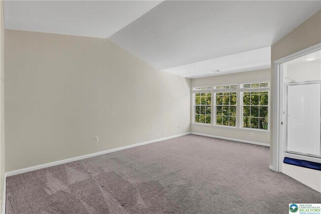 Building Photo - 4542 Jasmine Dr