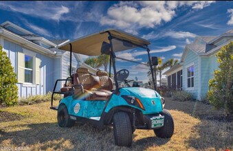 Building Photo - 533 Margaritaville Ave