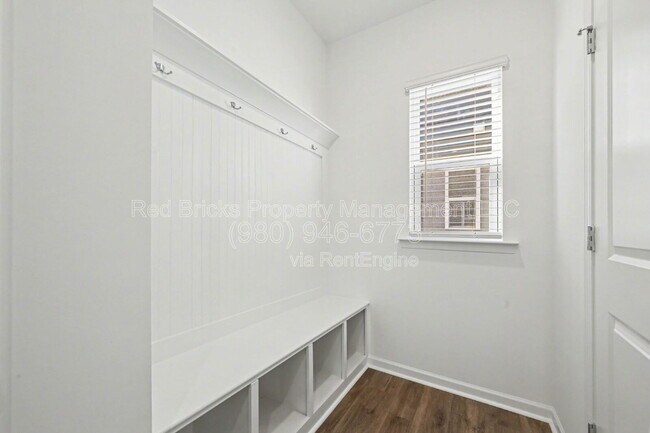 Building Photo - 3629 Edisto Pl