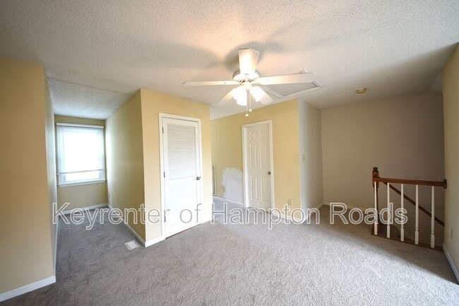 Building Photo - 20 Academy Ln