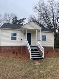 Building Photo - 715 Newton St