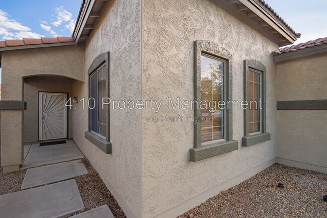 Building Photo - 45305 Balboa Dr