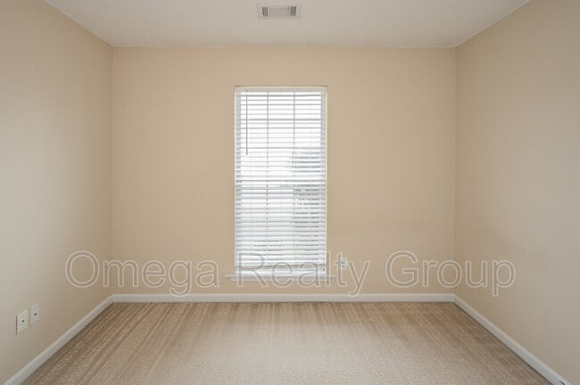 Building Photo - 6000 Aldersbrook Ct