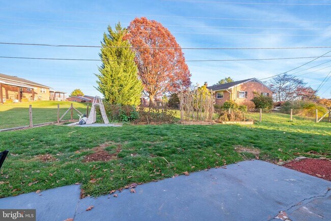 Building Photo - 11419 Greenberry Rd