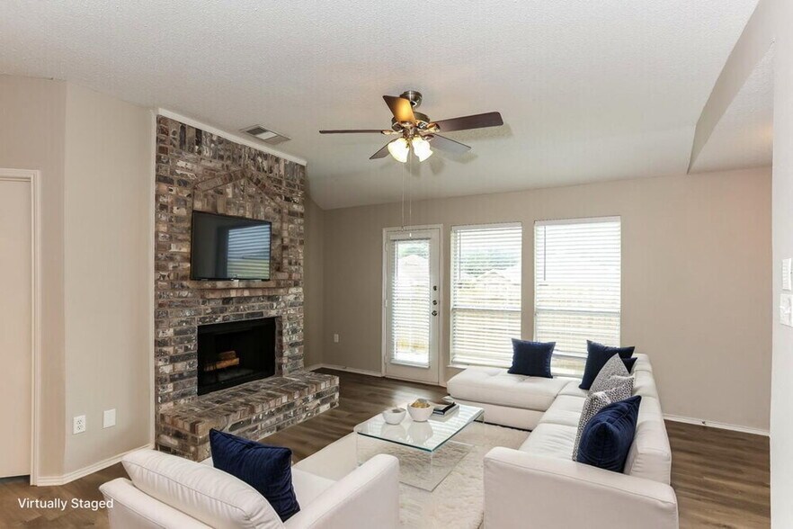 Building Photo - 7445 Arbor Hill Dr