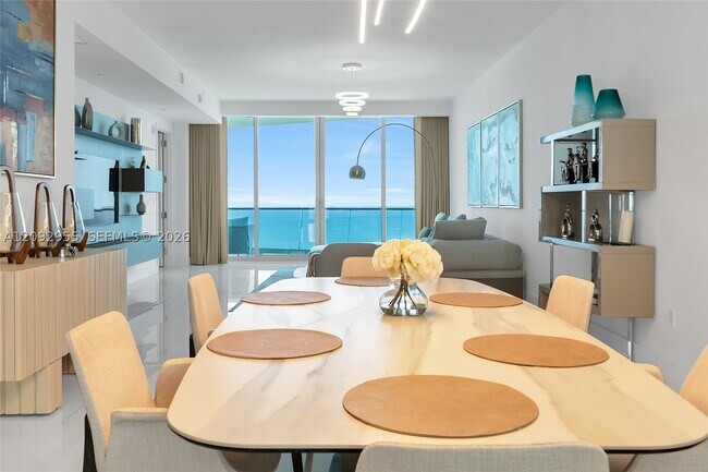 Building Photo - 16901 Collins Ave