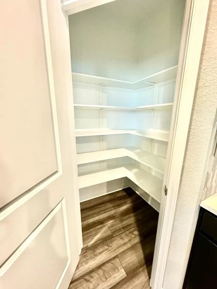 Building Photo - 3708 Sweet Watermelon Ln