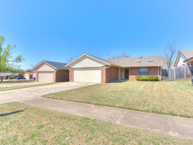 Building Photo - 3 Bed/2 Bath Home in Midwest City