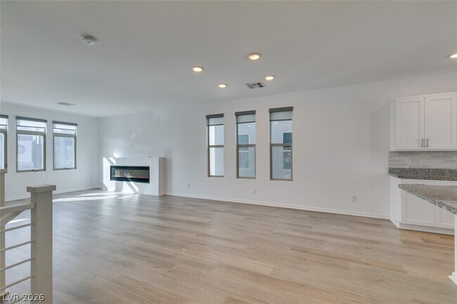 Building Photo - 8048 Haywood Estate Ave