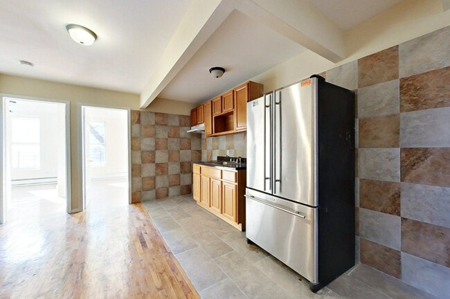 Building Photo - 106 Rockaway Ave