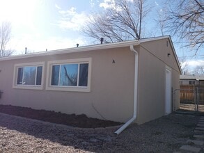 Building Photo - 1132 Valley Manor Ct