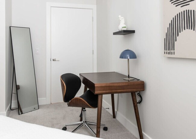 Building Photo - 601 E Pete Rose Wy