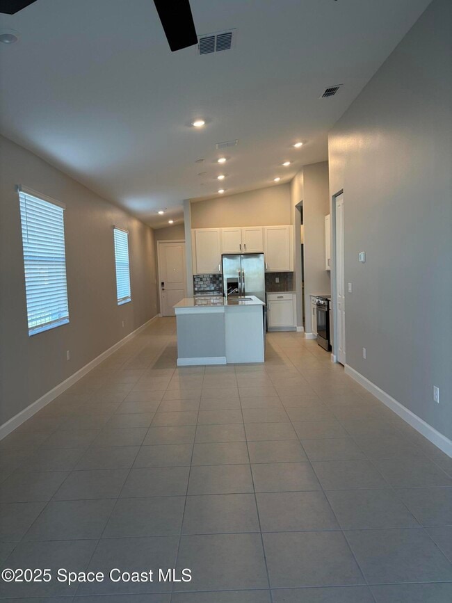 Building Photo - 1919 Croft Inlt Dr NW