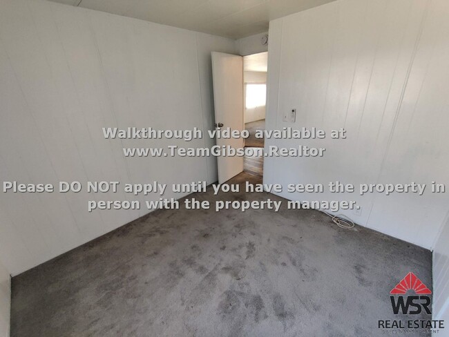 Building Photo - 3 Bedroom Home in Lake Elsinore