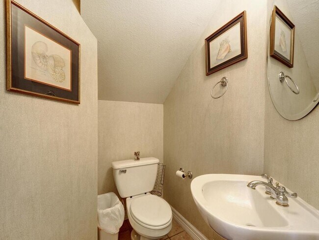 Building Photo - 1701 Spyglass Dr