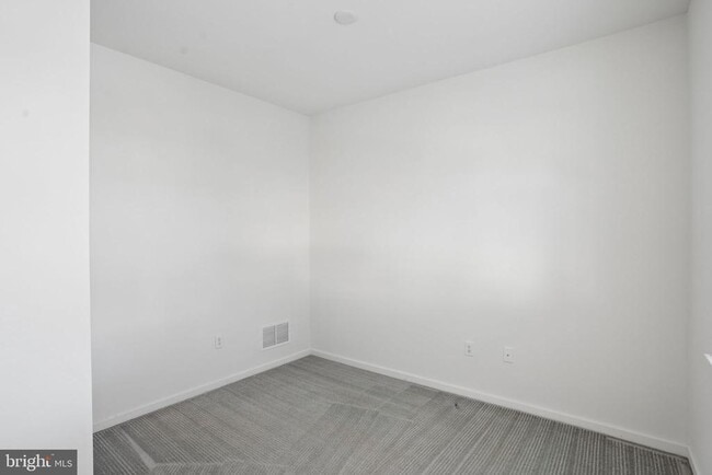 Building Photo - 151 Tidbury Crossing
