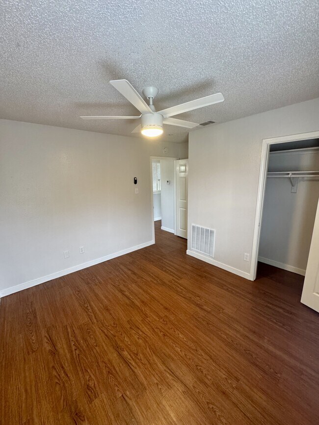 Building Photo - 3721 Smartt St