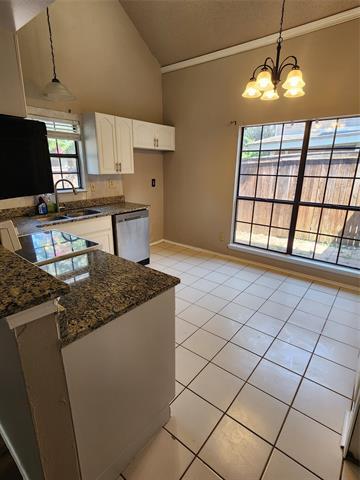 Building Photo - 100 Saddle Rock Ct