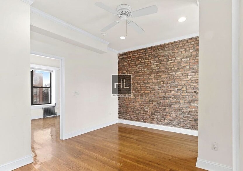 Building Photo - East 13th Street