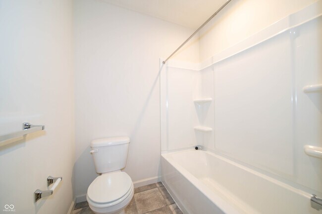 Building Photo - 14158 Bay Willow Dr