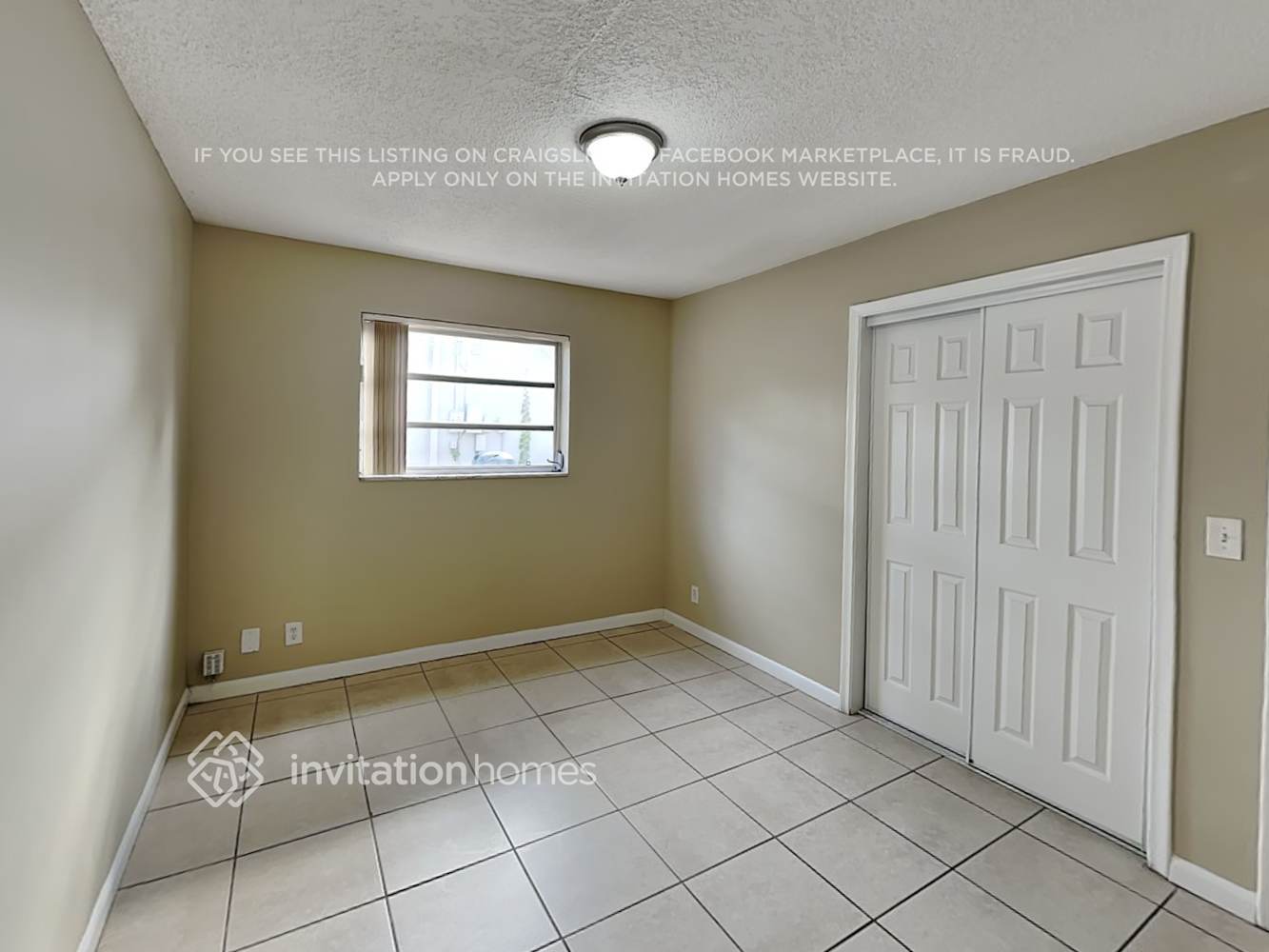 Building Photo - 5042 SW 89th Ave