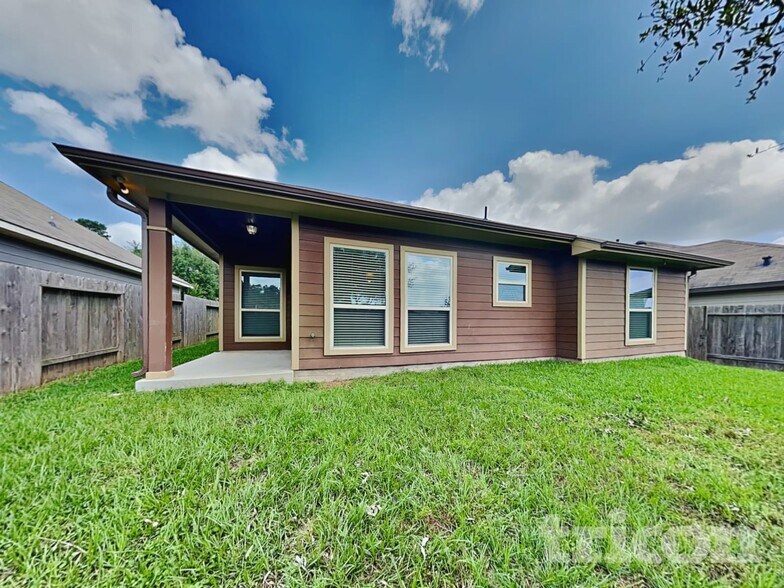 Building Photo - 955 Oak Falls Dr