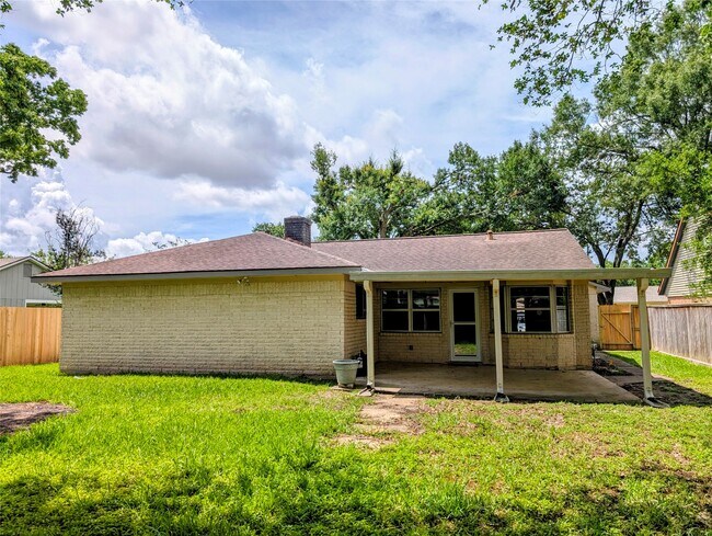 Building Photo - 12214 Meadow Berry Dr