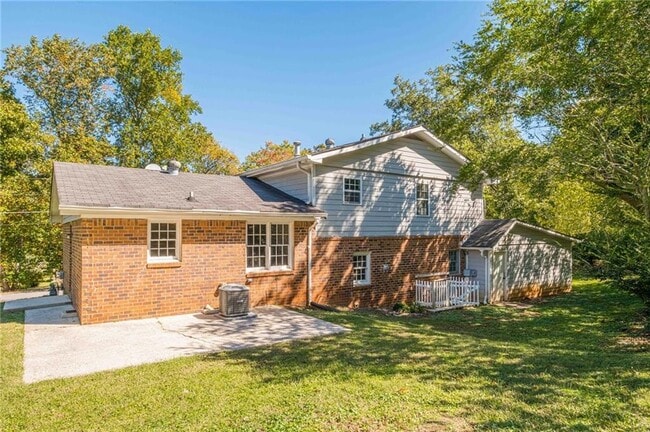 Building Photo - 1798 Dogwood Ct SW