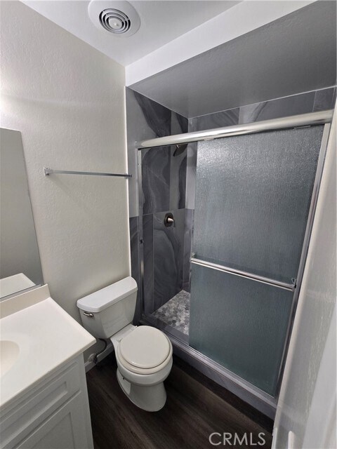 Building Photo - 17081 Evergreen Cir