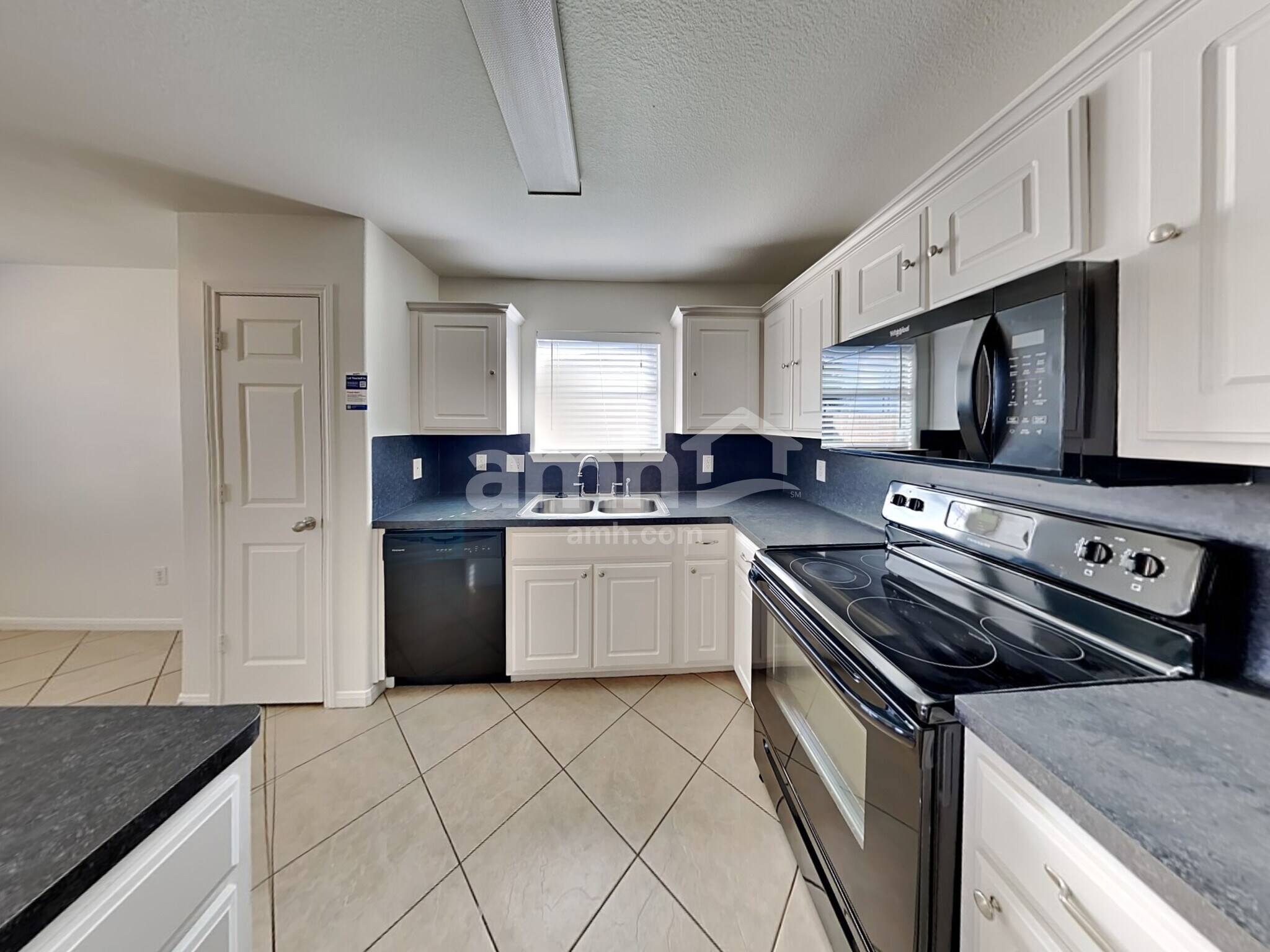 Building Photo - 6823 Manor Terrace Ln