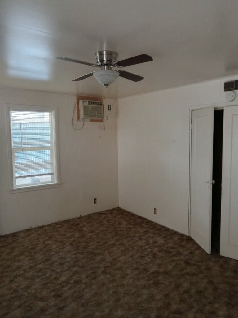 Building Photo - 60 N Nevada St