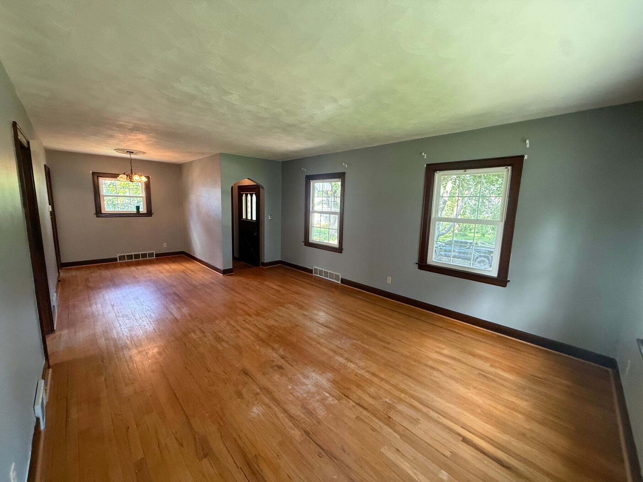 Building Photo - 925 24th St