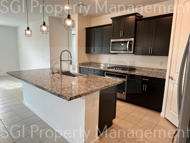 Building Photo - 22511 E Rosa Rd