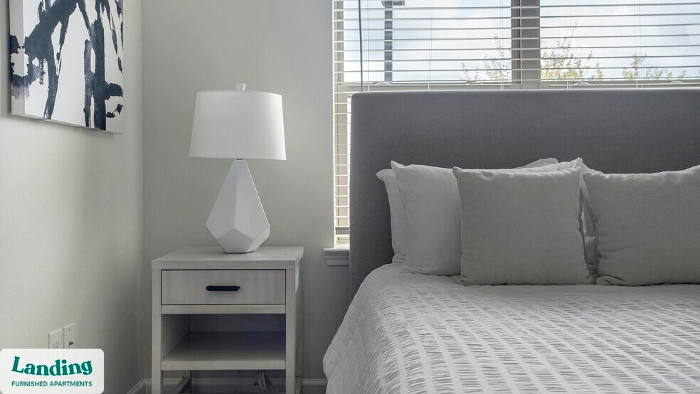 Building Photo - 1601 S Heatherwilde Blvd