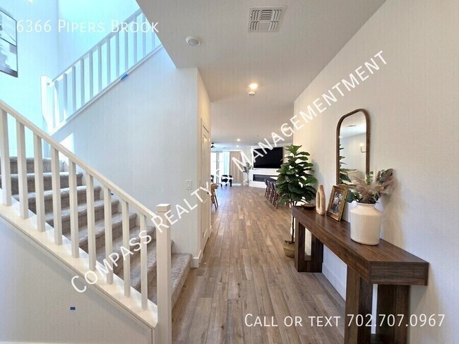 Building Photo - 6366 Pipers Brk Ln