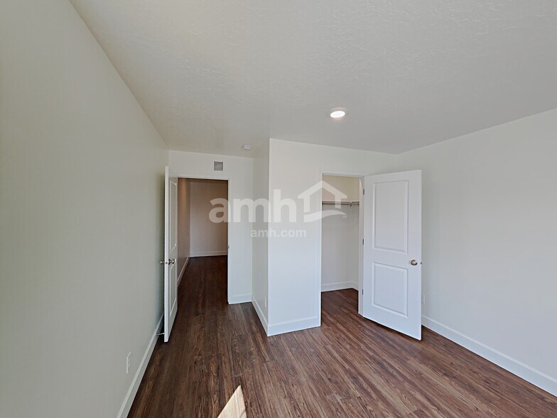 Building Photo - 5902 Verdigris Dr