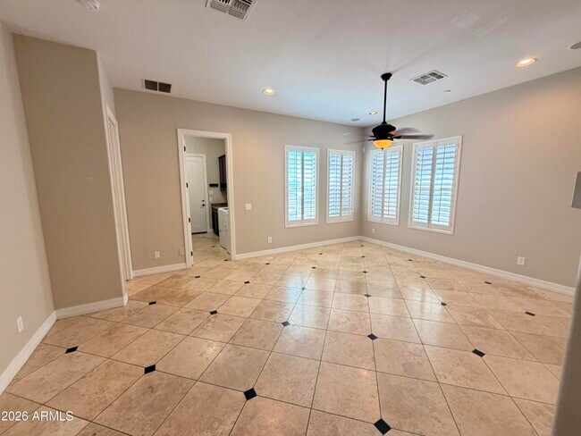 Building Photo - 3952 E Expedition Way
