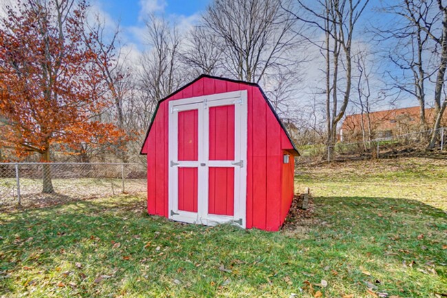 Building Photo - Spacious Home in Fairfield!