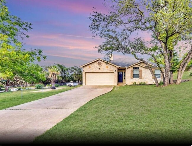 Building Photo - 405 Alva Dr