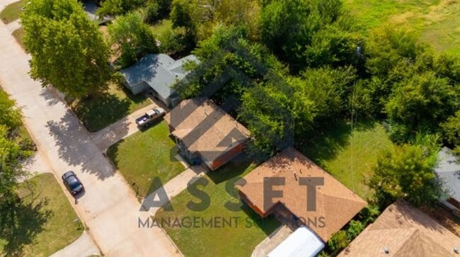 Building Photo - Charming 4-Bedroom Home with Fresh Updates in Midwest City