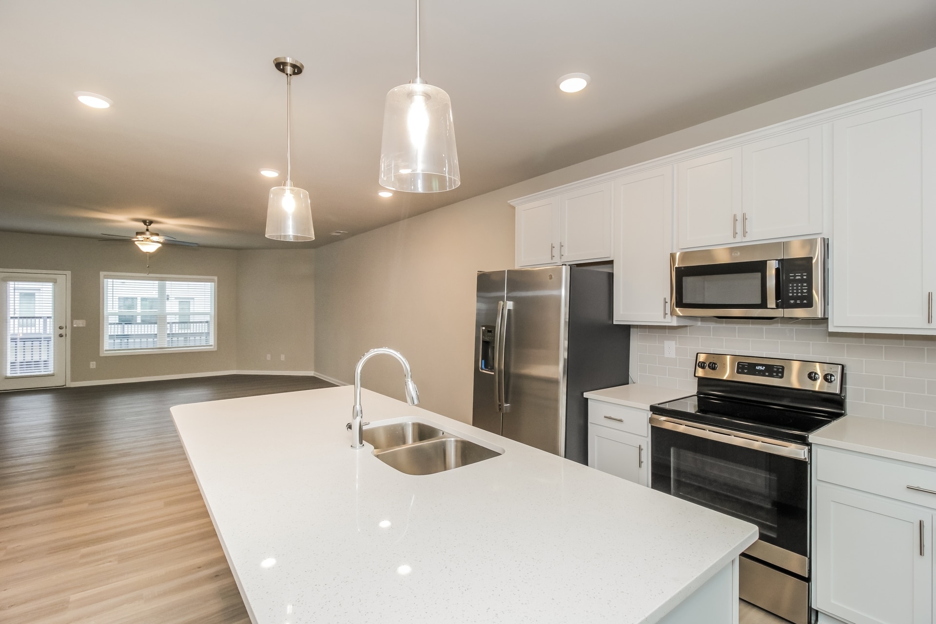 Building Photo - 759 Calvin Pk Dr