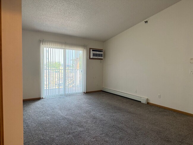 Building Photo - 4431 Calico Dr S
