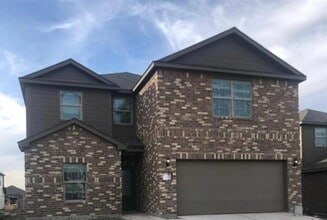 Building Photo - 318 Sweet Pea Ln