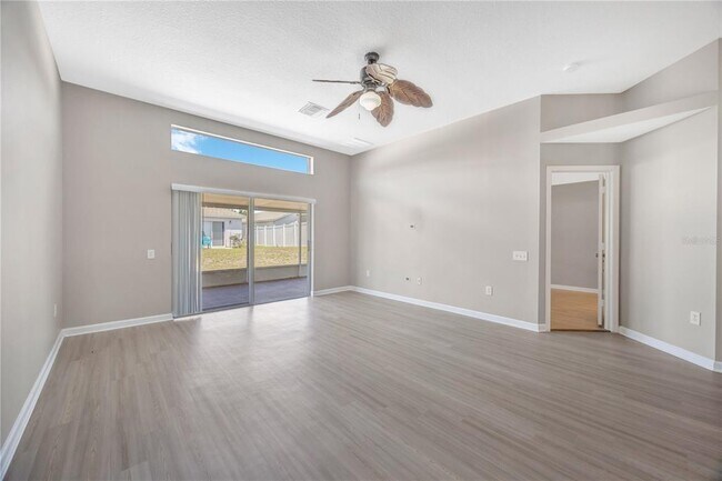 Building Photo - 30435 Annadale Dr