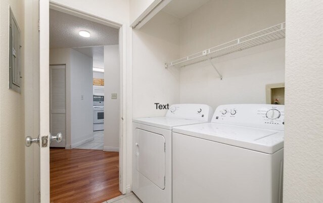 Building Photo - 7525 Charmant Dr