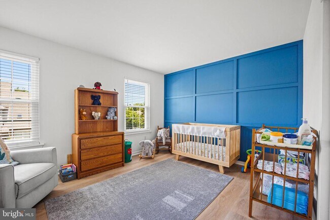 Building Photo - 410 Fairview Way