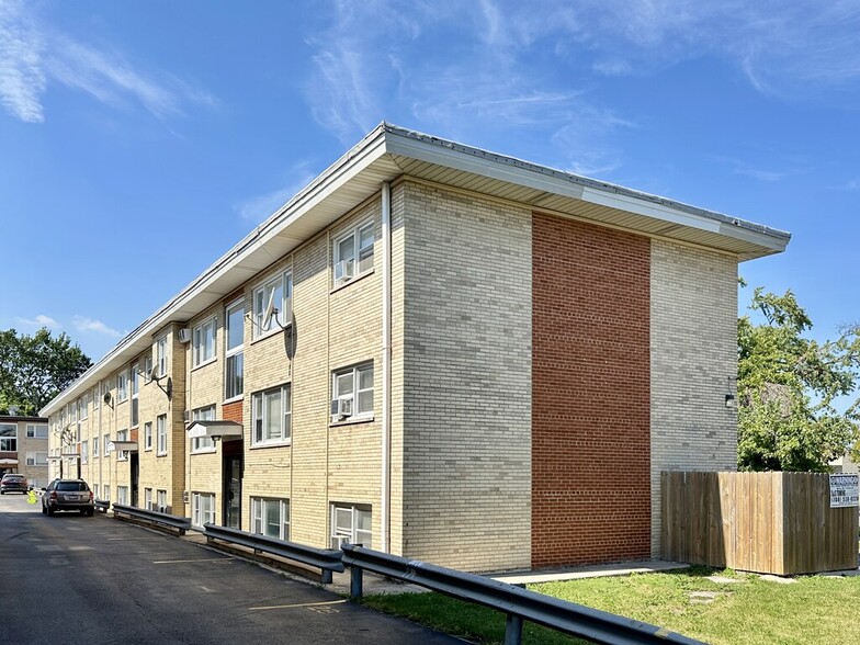 Primary Photo - 3820 25th Ave