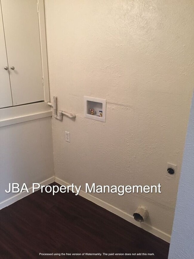 Building Photo - 1758 Belshire Ct