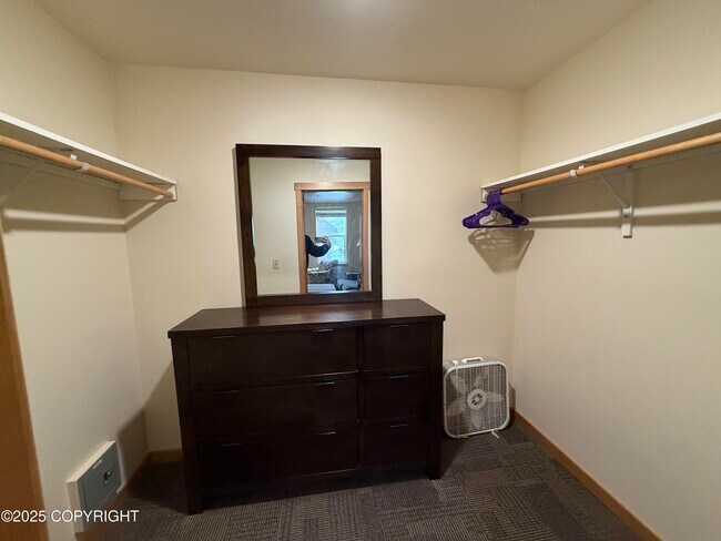 Building Photo - 300 Front St