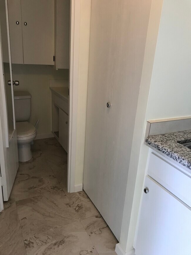 Building Photo - 2888 Ala Ilima St